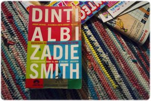 Zadie Smith – Dinți albi